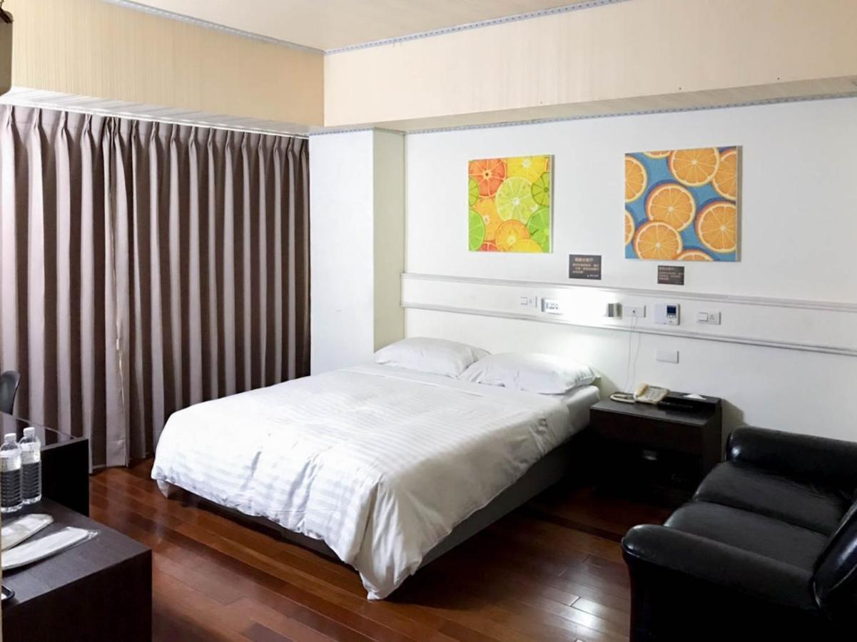 Fudi Hotel Taichung Exterior foto